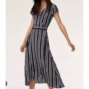 Aritzia Wilfred Free Jess’s Wrap Dress